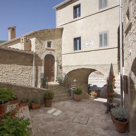Castello Di Postignano Ξενοδοχείο Sellano Εξωτερικό φωτογραφία